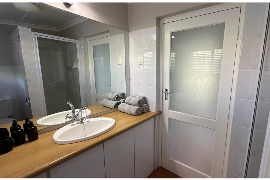 To Let 1 Bedroom Property for Rent in Hoog En Droog Western Cape